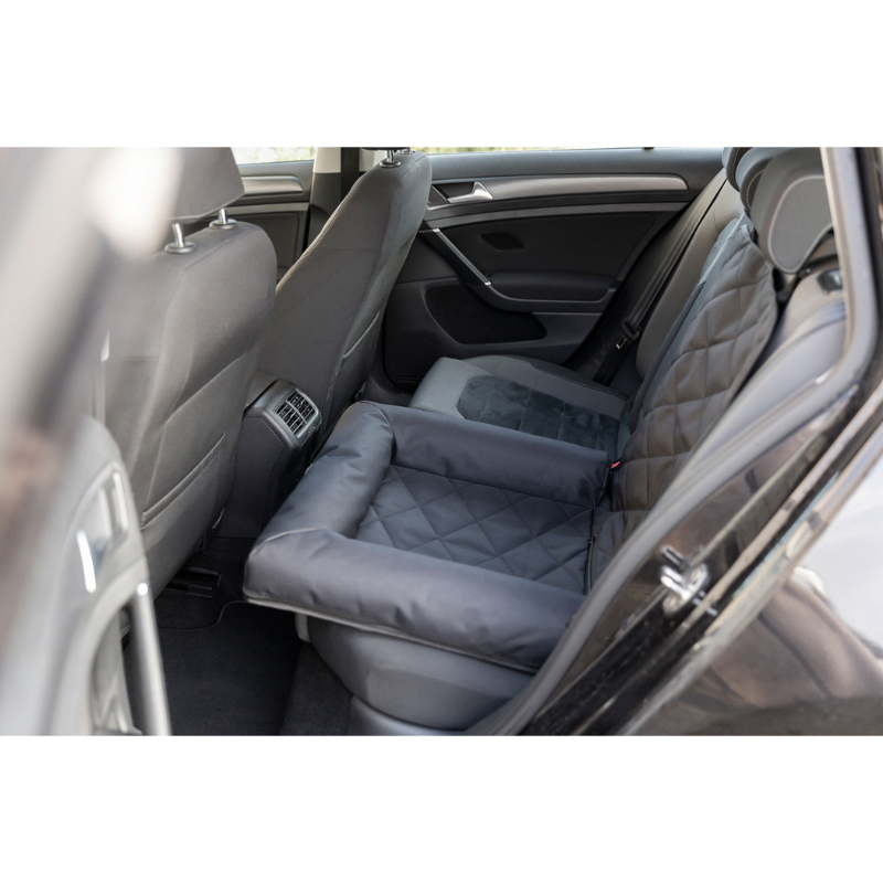 ASIENTO INDIVIDUAL PARA PERROS COCHE TRIXIE 61 x 10 x 50 CM