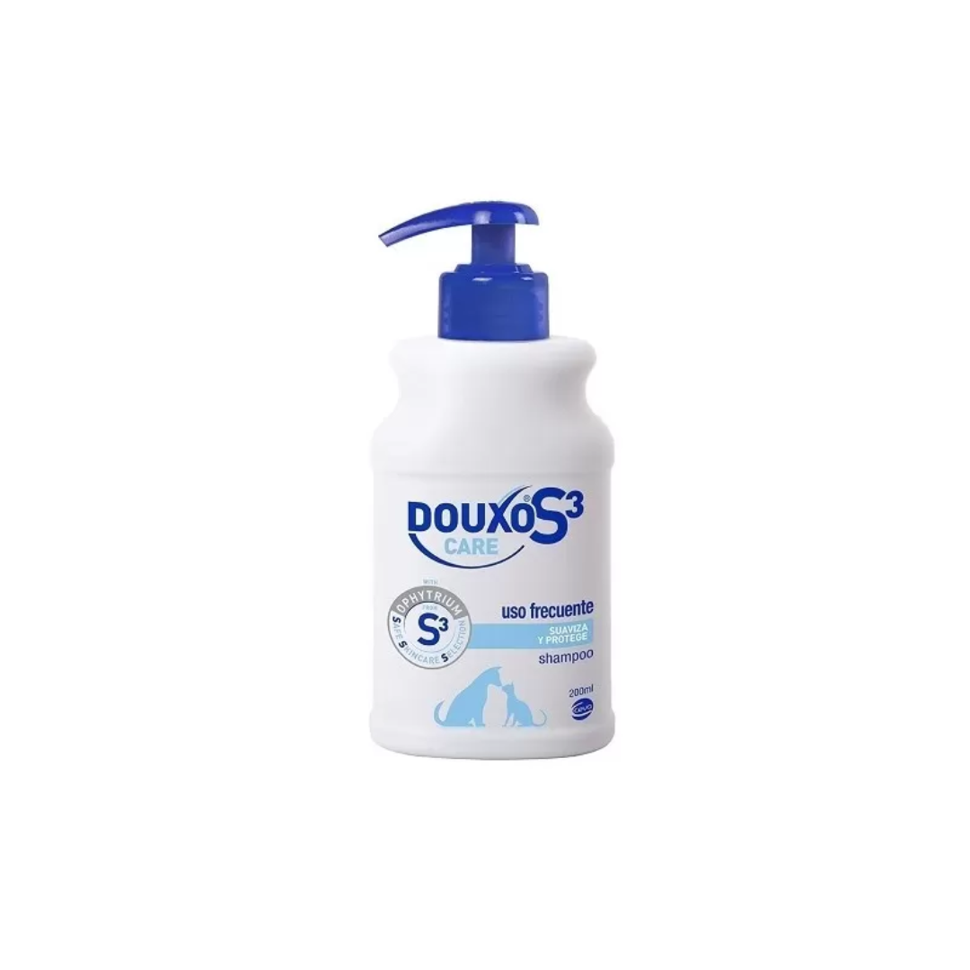 CHAMPU DOUXO CARE SUAVIZA Y PROTEGE PERROS Y GATOS 200 ML