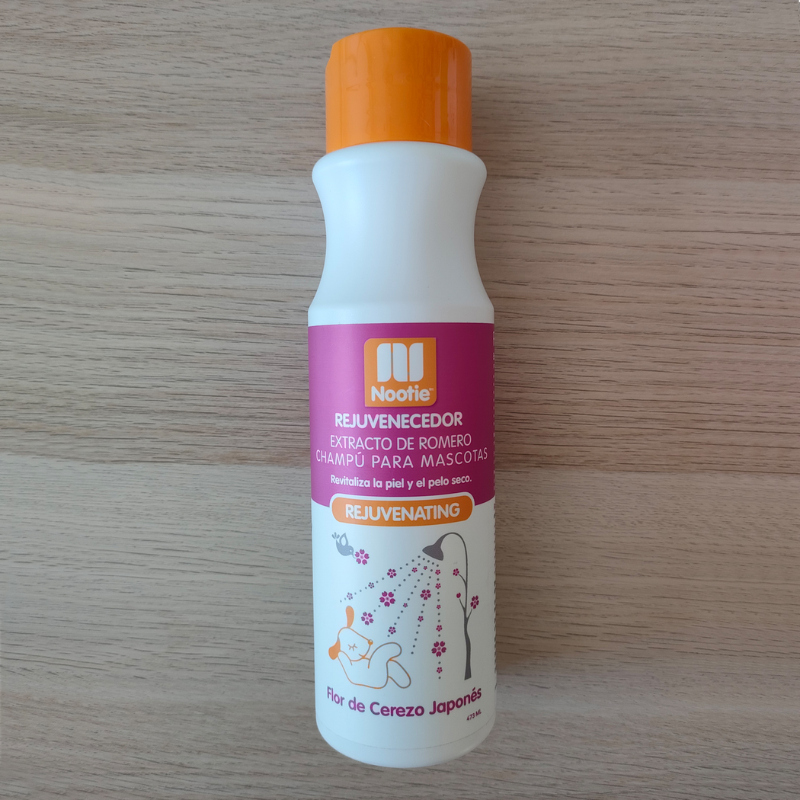 CHAMPU PERROS Y GATOS REJUVENECEDOR FLOR DE CEREZO JAPONES 473 ML