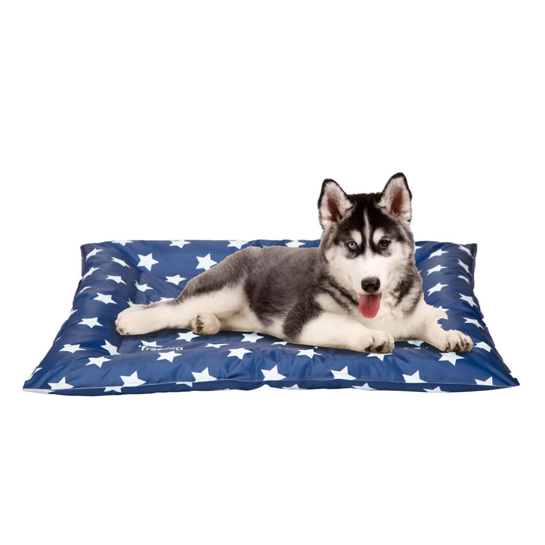 CAMA REFRESCANTE PERROS FREEDOG COOLING CUSHION ESTRELLITAS 76 X 91 CM